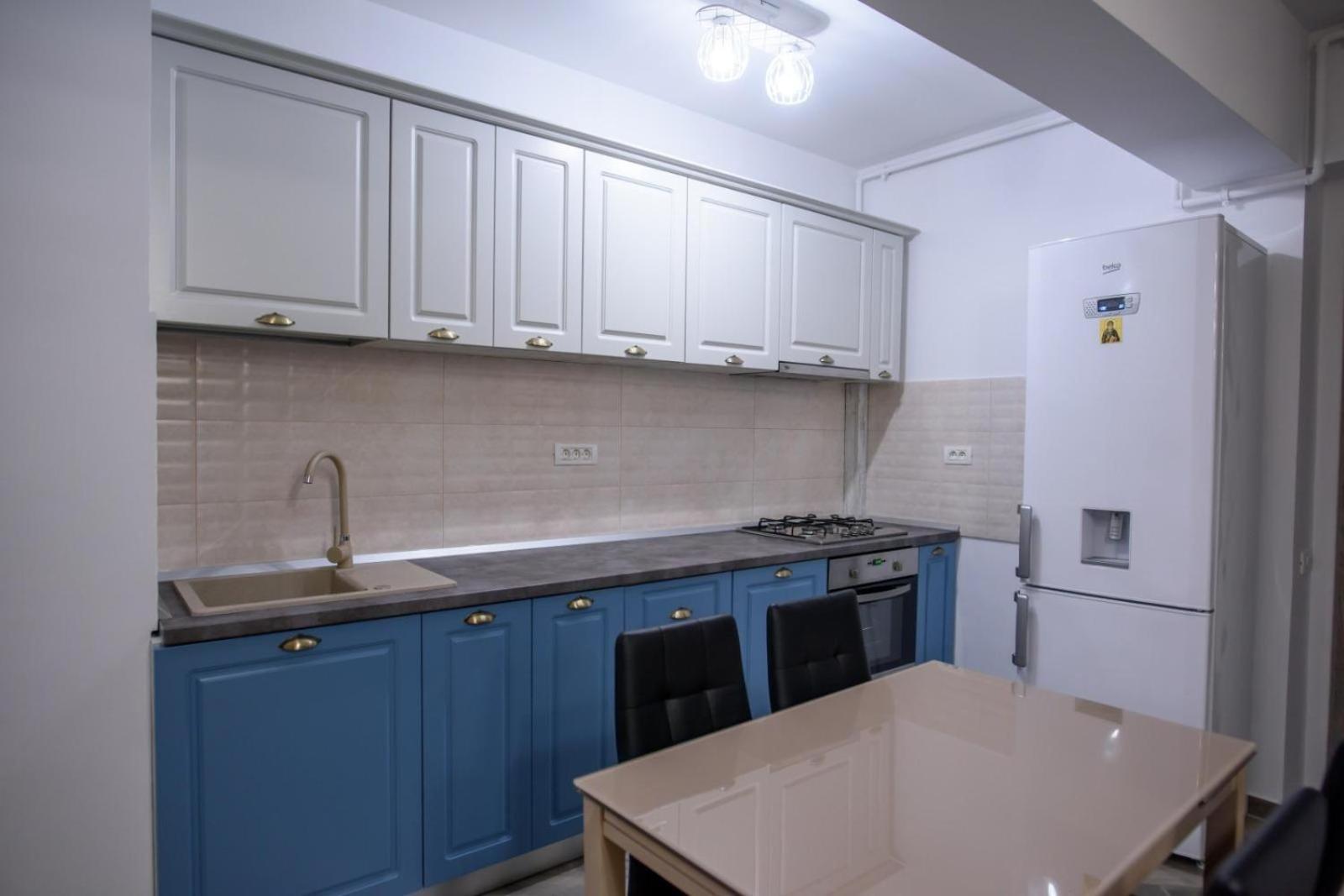Sophia 2 & Moonlight Apartaments Mamaia Bagian luar foto